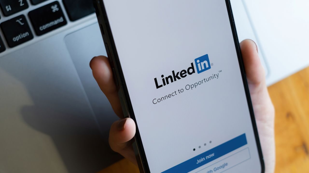 5 benefits of LinkedIn for business growth